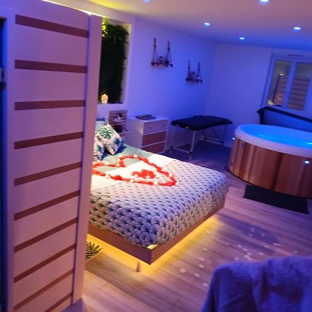Gite Et Spa Au Secret Du Bonheur Hotel Pouilly-sur-Serre Buitenkant foto